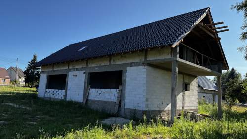 Obiekt komercyjny, dwa lokale handlowo-usługowe mieszkanie n