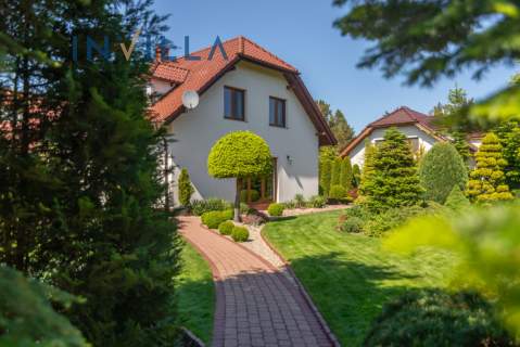 Elegancka willa w Koleczkowie 330 m
