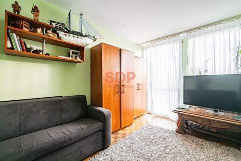 Mieszkanie do remontu z potencjałem/tramwaj/balkon