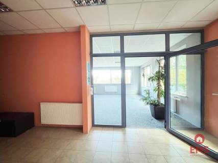 Biuro pod miastem, magazyn, plac