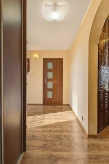    3 pokoje   Północ   Balkon   Spokojna okolica   