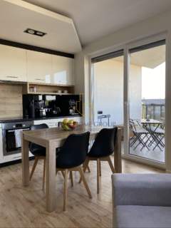 Piękne 3 pokoje / duży balkon / widok na zieleń