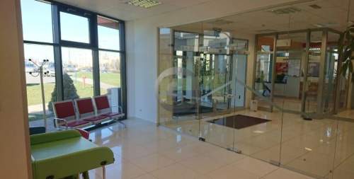 Do wynajęcia 75 m2 - w centrum lekarskim - Górczyn
