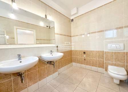 Okazały Apartament, Idealny Dla Rodziny lub NA BIU