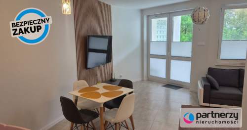 Apartamentowiec otoczony lasem 1km od plaży 