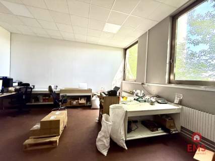  HALA MAGAZYNOWA POWIERZCHNIA 300 m2 