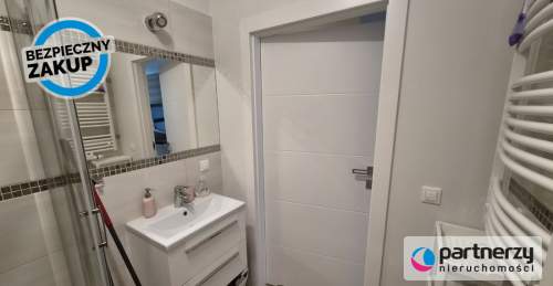 Apartamentowiec otoczony lasem 1km od plaży 