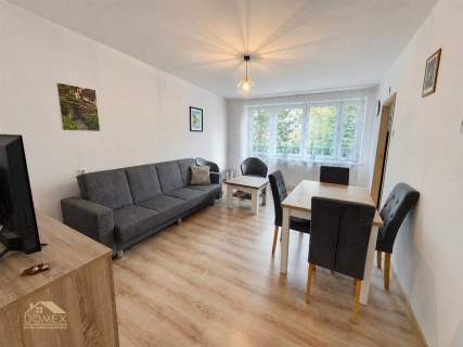 Cieszyn 45 m 1 piętro Balkon