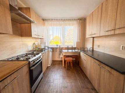 4 pokoje 76,09 m2 w niskim bloku Manieczki