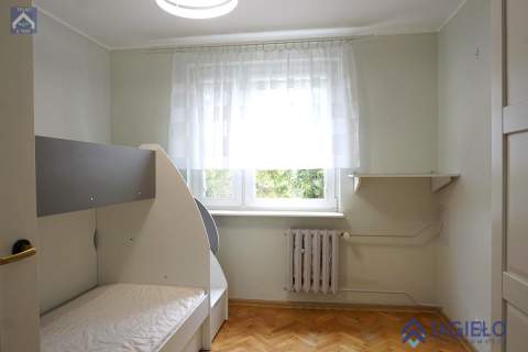 Dla rodziny, 3 pokoje, osobna kuchnia 