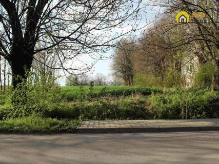 Dom 240 m działka 40a 2 garaże Hulcze