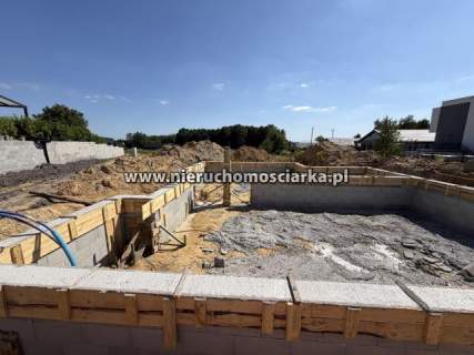 Nowe dwa domy parterowe Turza stan deweloperski