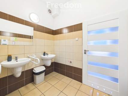 Lokal biurowy 200 m z parkingiem Centrum Olsztyna