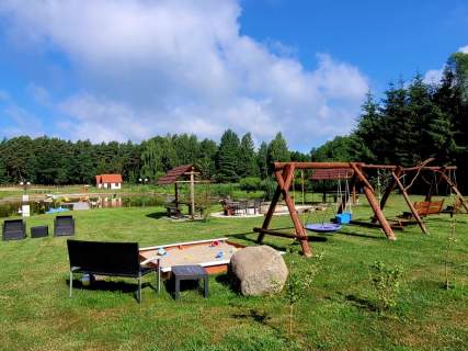 Sprzedam gotowy biznes 1,5ha dom 120m2 2x domki