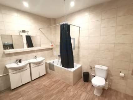Wrocław Główny 5 pokoi Odnowiona kamienica