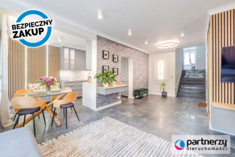 Stylowy Apartament z Ogrodem, Balkonem i Garażem