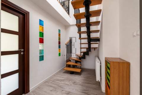 Stara Miłosna Blisko parku 140m2 Niski czynsz