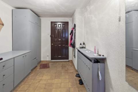 Spokojna okolica Pomieszczenia gospodarcze