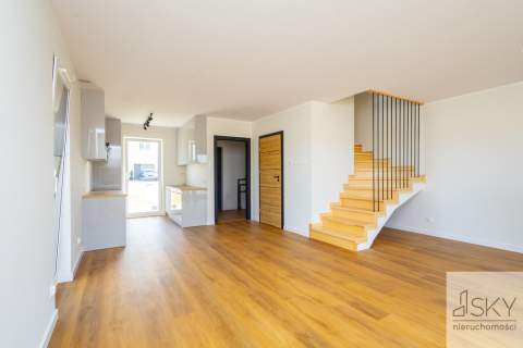 Sadków, nowy dom szeregowy 84,82 m ogród 367 m 