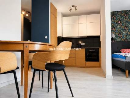 Nowe 2 pokoje po remoncie 35 m Balkon