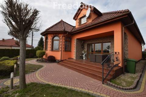 Piękny dom 274 m2, 6 pokoi, 3 łazienki, dz.1027 m2