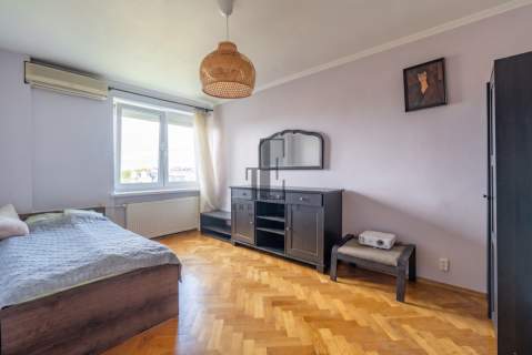 3 pokoje z balkonem KW niski czynsz