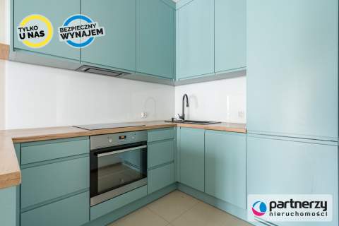 2 pokoje Albatross Towers z miejscem w hali