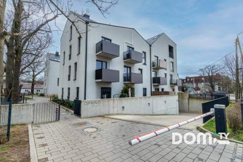 Nowoczesne, zadbane, taras, dwustronne, parking