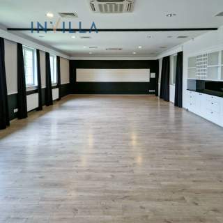 Lokal 900 m Sala weselna i eventowa Pszczółki