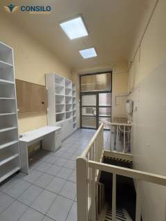 Lokal przy Hali Targowej 82 m2 Witryna