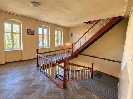 Mieszkanie 109,5 w centrum Żmigrodu Ogród 3 242 zł/m2