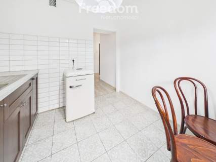 PRESTIŻOWA BAZYLIANÓWKA-2 pokoje, duży balkon