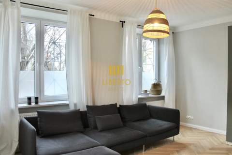 Klimatyczne 45m2, kamienica, metro/Stary Mok