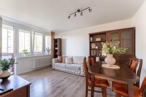 3 pokoje 49,85 m po remoncie Wola