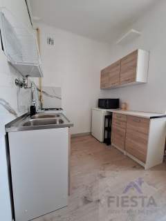 Łódź, ul. Sterlinga, 30m2, kawalerka po remoncie 