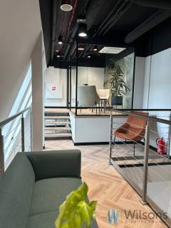 Nowoczesne biuro dla 9 osób w Centrum