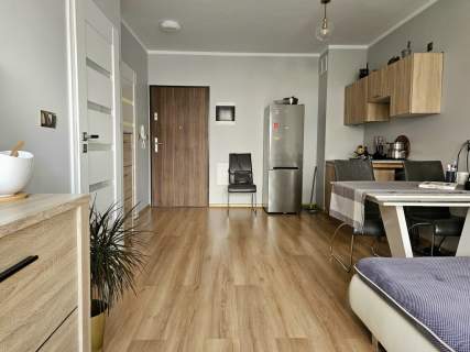 2 pokoje balkon 1 piętro winda Jagodno Krzyki Wroc
