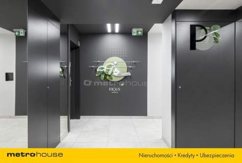 LUKSUSOWY APARTAMENT, 2 MJC POSTOJOWE, KOMÓRKA