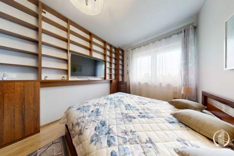 Dwupokojowe mieszkanie z balkonem, Chomiczówka
