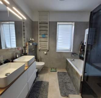 166 m2, 5 pokoi po generalnym remoncie, ogródek