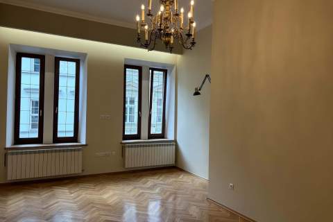 Lokal 72 m Wynajem Kraków Mikołajska Biuro Gabinet
