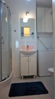 Kawalerka z balkonem. Apartamentowiec