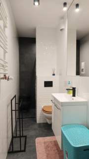 PRESTIŻOWY DWUPOZIOMOWY APARTAMENT Z TARASEM 85,36 m2 UL. 