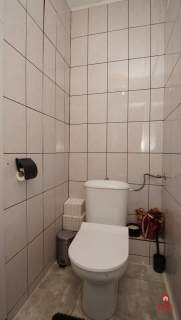 Przestronne mieszkanie w zielonej okolicy.