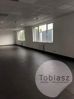 Nowe biura /1,5 km od A4 /duży parking/winda