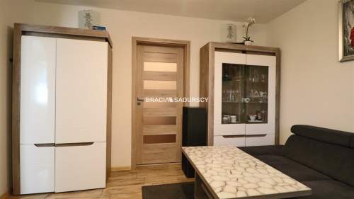 DOM 100M2 SZCZYRZYC 4 POKOJE CENTRUM 5 ARÓW