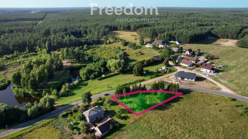Malowniczo położona działka 800 m2 z MPZP