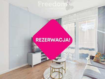 Jasne mieszkanie z balkonem i garażem