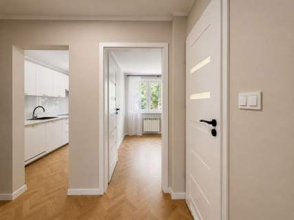 3 POKOJE GENERALNY REMONT 56,5 m WINDA