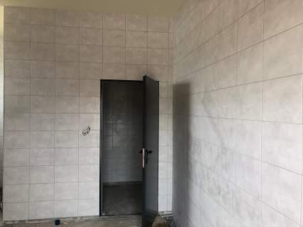 Budynek magazynowy 607 m Działka 1042 m HALA